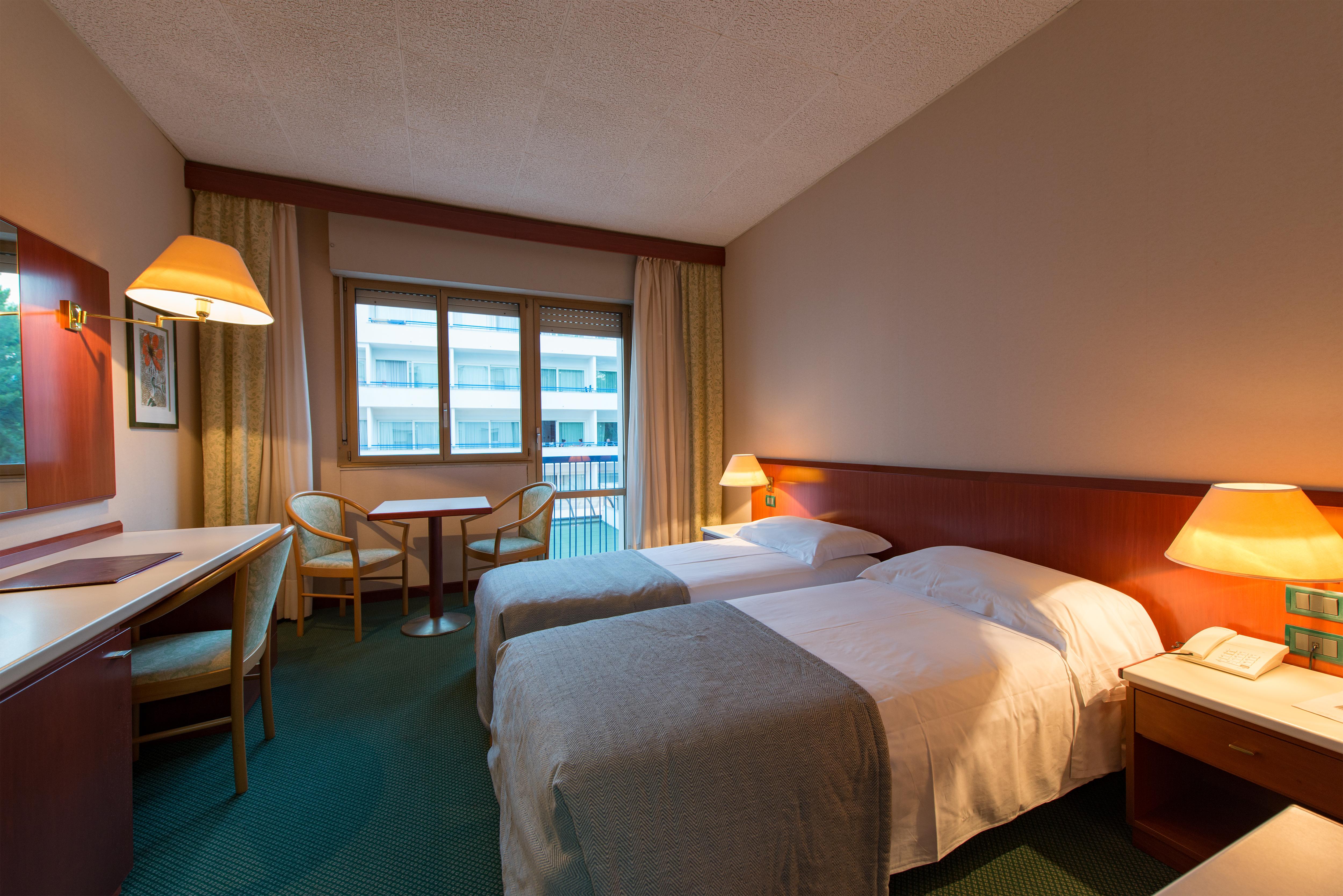 Splendid Hotel La Torre Монделло Екстер'єр фото