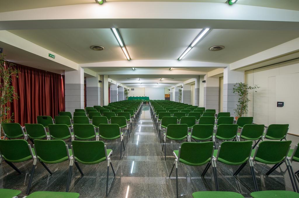 Splendid Hotel La Torre Монделло Екстер'єр фото