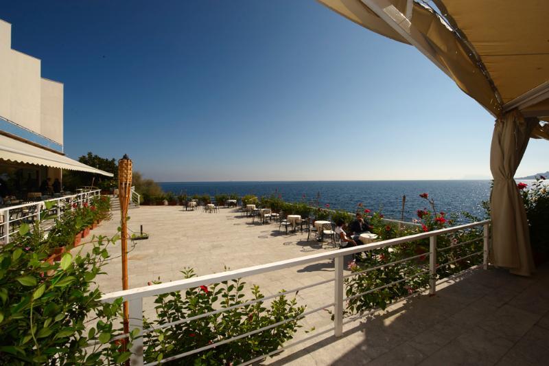 Splendid Hotel La Torre Монделло Екстер'єр фото